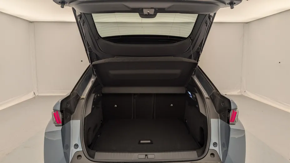 PEUGEOT 3008 -