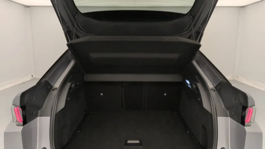 PEUGEOT 3008 -