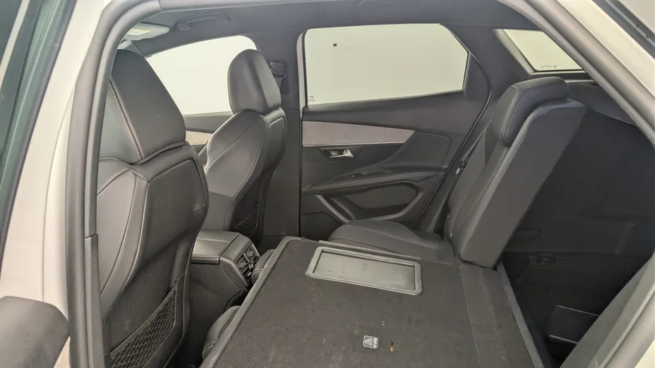 PEUGEOT 3008 -