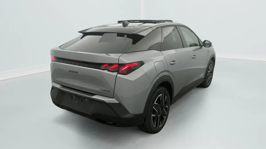 PEUGEOT 3008 -