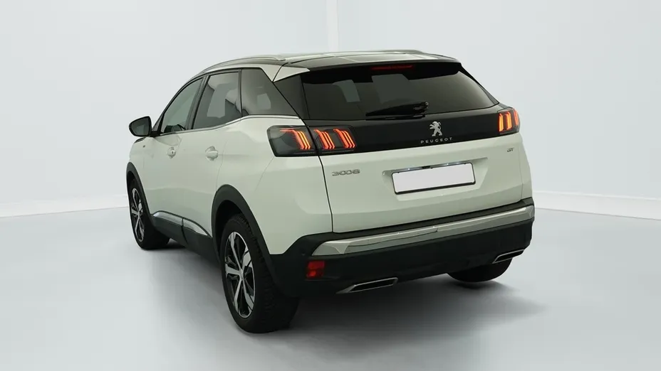 PEUGEOT 3008 -