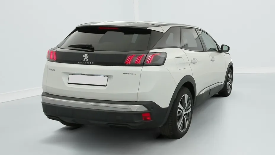 PEUGEOT 3008 -