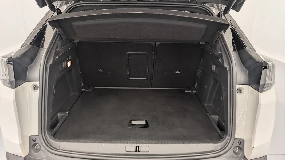 PEUGEOT 3008 -
