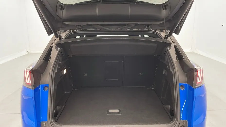 PEUGEOT 3008 -