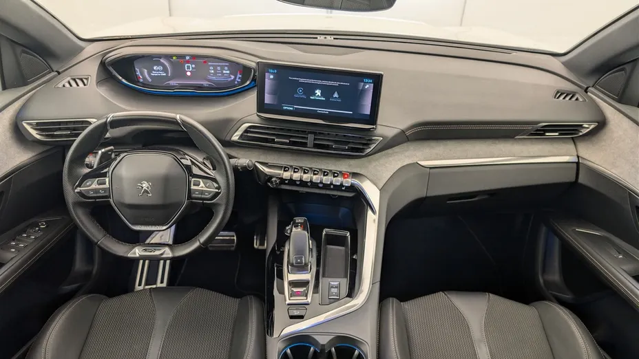 PEUGEOT 3008 -