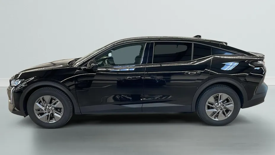 PEUGEOT 408 -