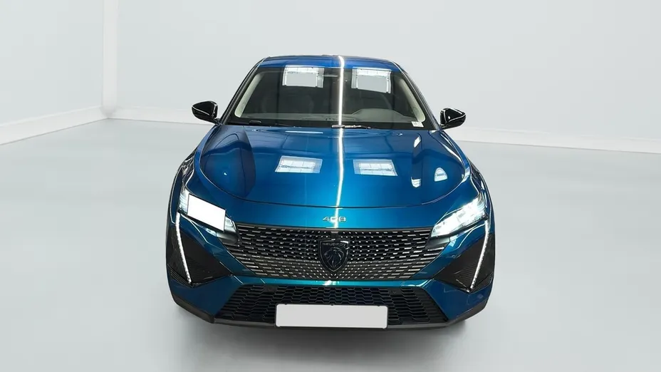 PEUGEOT 408 -