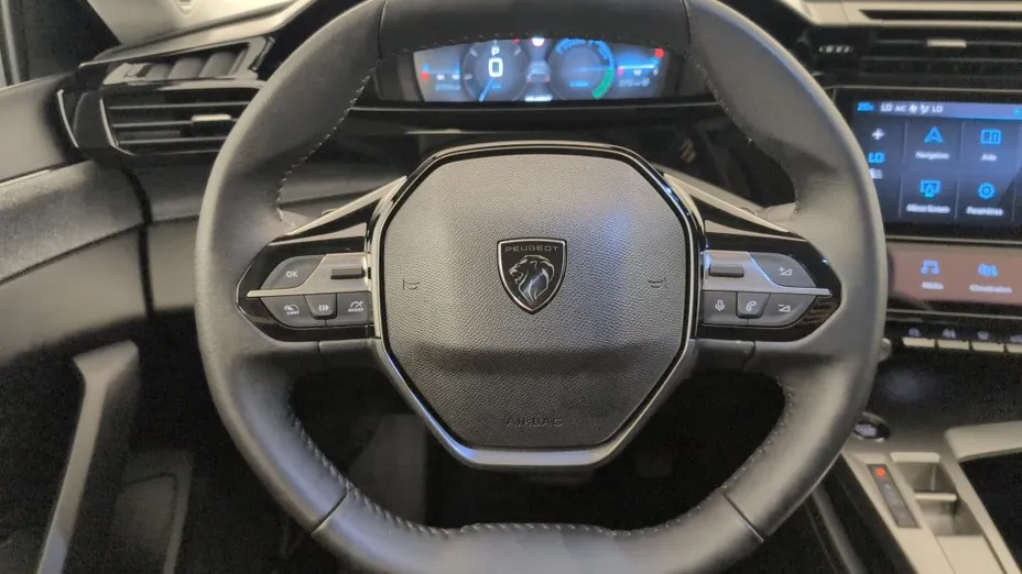 PEUGEOT 408 -