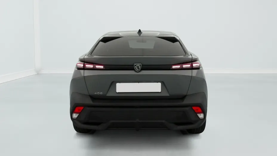 PEUGEOT 408 -