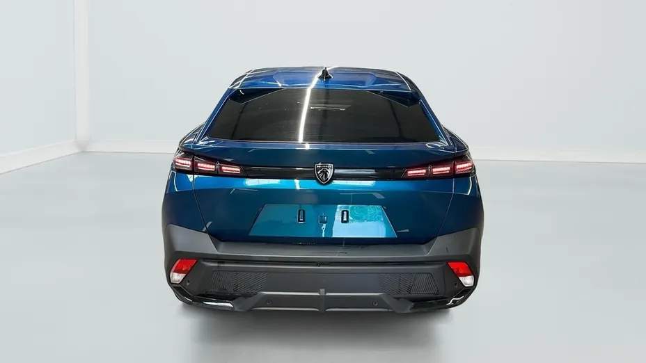 PEUGEOT 408 -