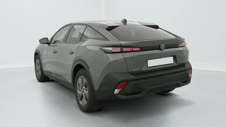 PEUGEOT 408 -