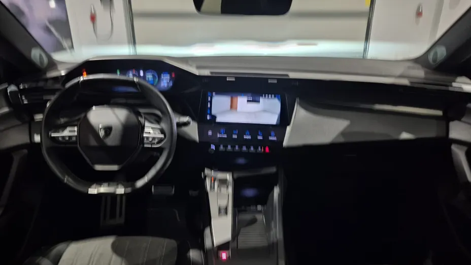 PEUGEOT 408 408 1.6 Plug-In Hybrid 225 GT EAT8