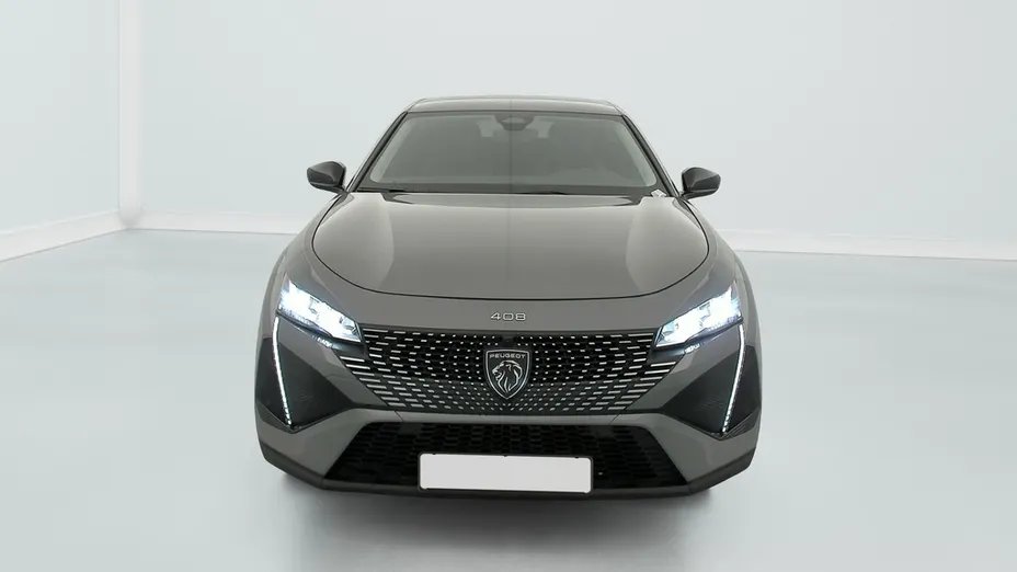 PEUGEOT 408 -
