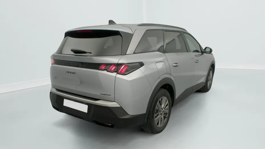 PEUGEOT 5008 -