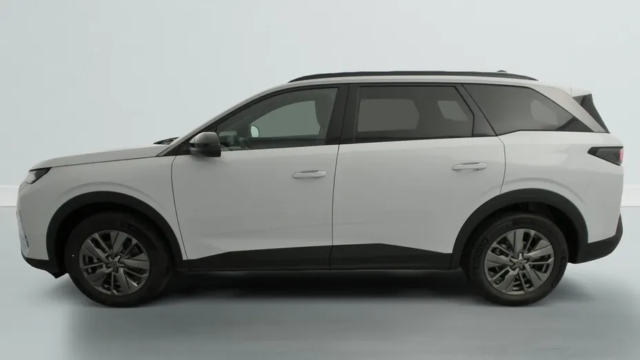 PEUGEOT 5008 -