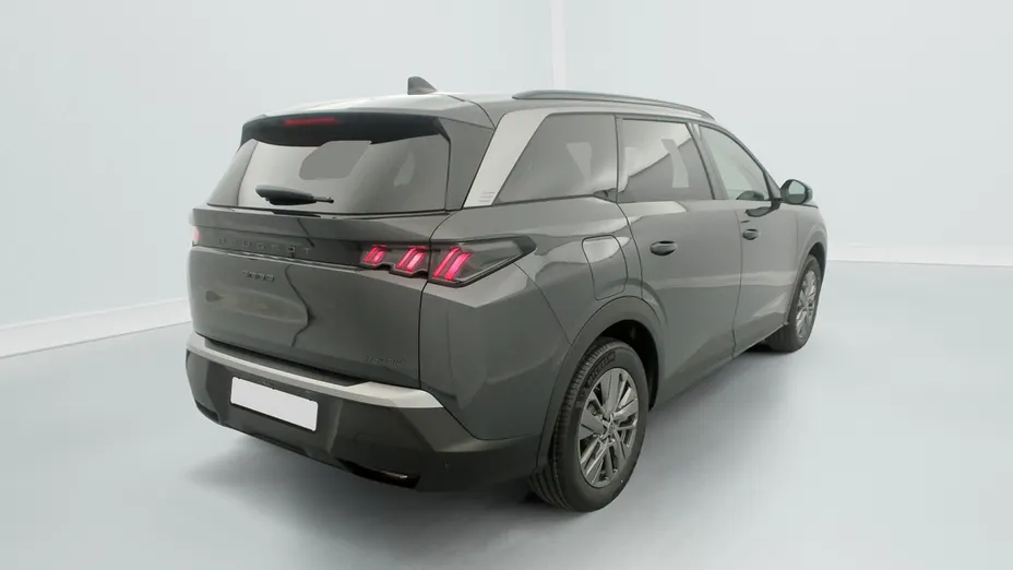 PEUGEOT 5008 -
