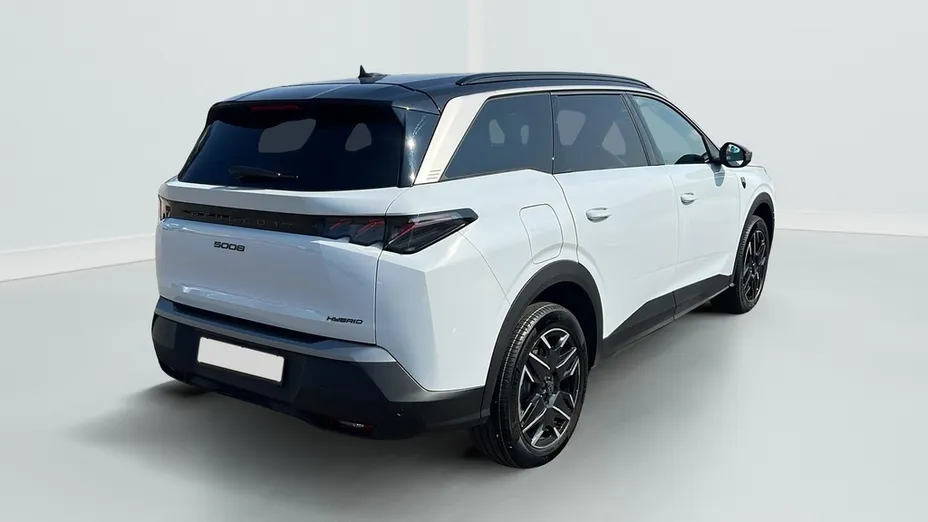 PEUGEOT 5008 -