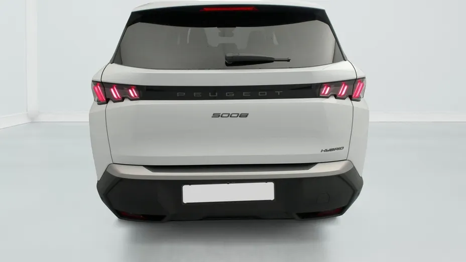 PEUGEOT 5008 -