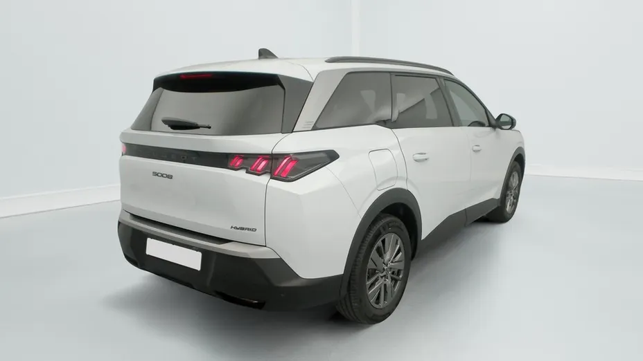PEUGEOT 5008 -