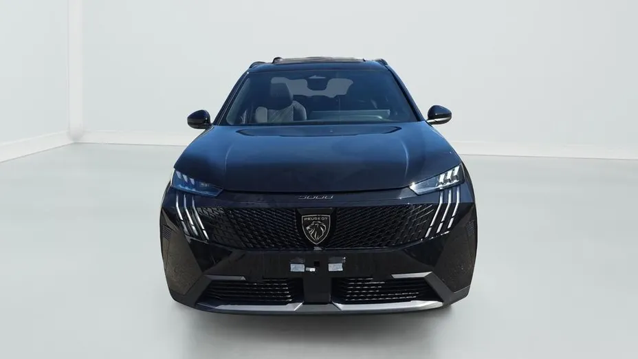 PEUGEOT 5008 -