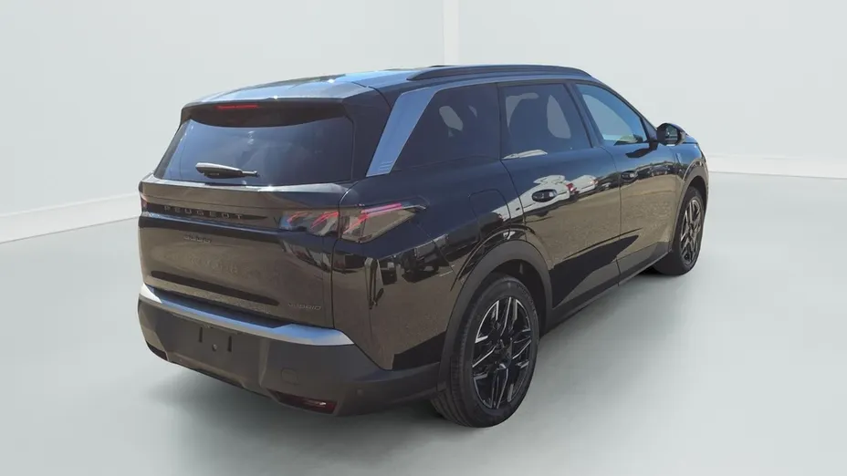 PEUGEOT 5008 -