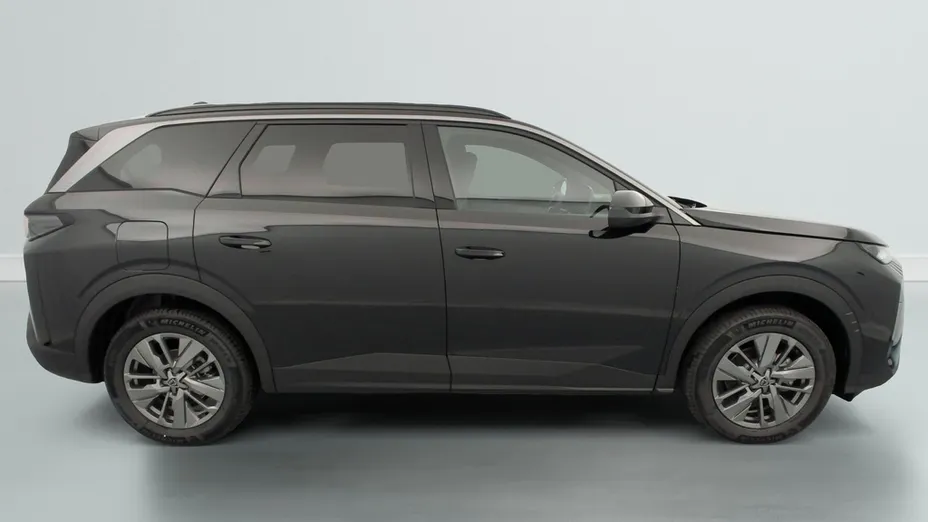 PEUGEOT 5008 -