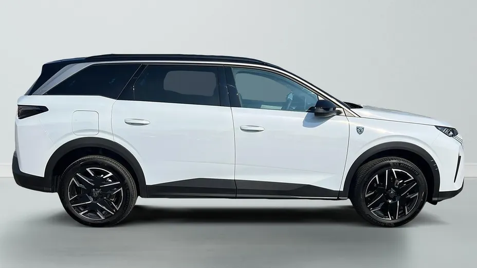 PEUGEOT 5008 -