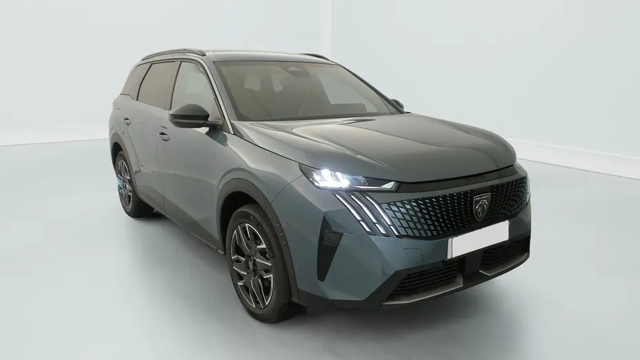 PEUGEOT 5008 -
