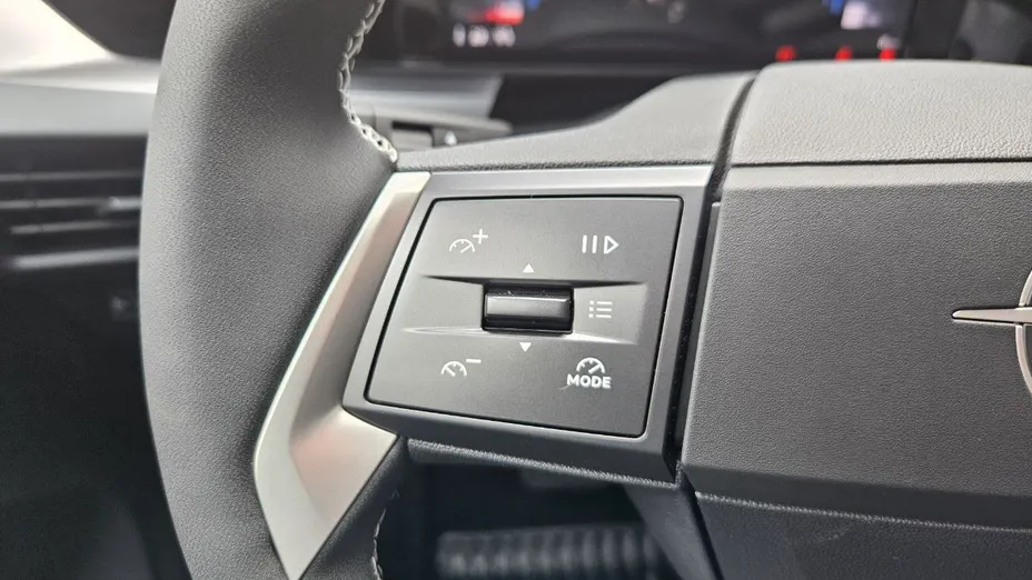 OPEL Frontera Frontera 1.2 T mHEV GS eDTC6 Nowy