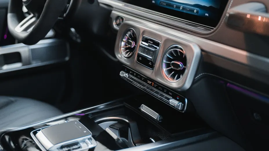 MERCEDES-BENZ Klasa G AMG G 63 mHEV 9G-TCT