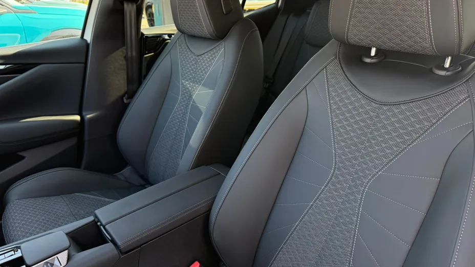 DS N°4 N°4 1.2 mHEV Pallas eDCS6