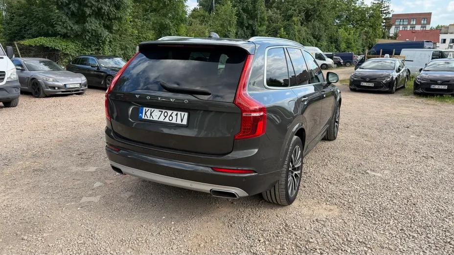 VOLVO XC90 XC90 B5 B AWD Momentum Pro 7os aut