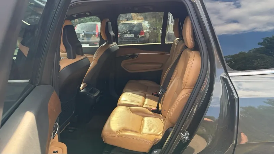 VOLVO XC90 XC90 B5 B AWD Momentum Pro 7os aut