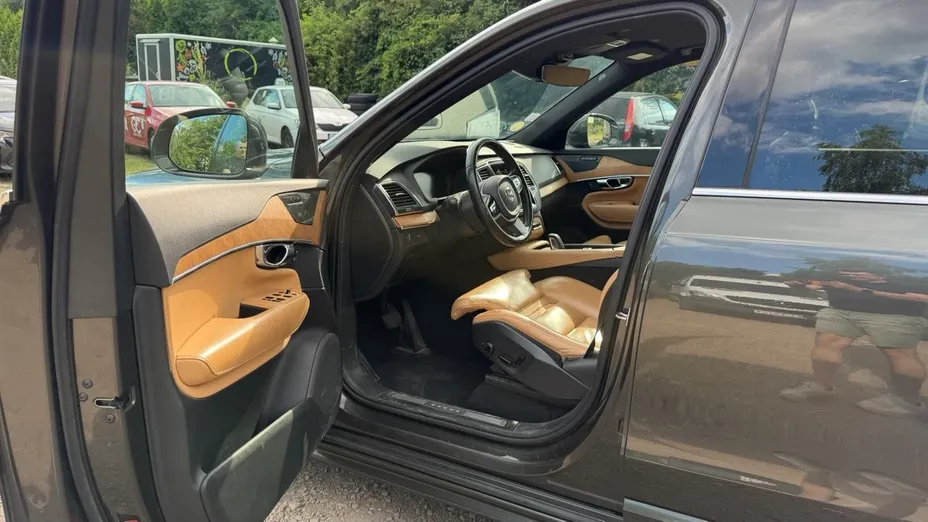 VOLVO XC90 XC90 B5 B AWD Momentum Pro 7os aut