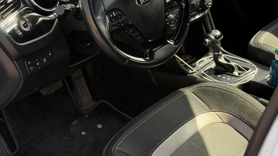 KIA Cee'd Cee'd 1.6 crdi M aut