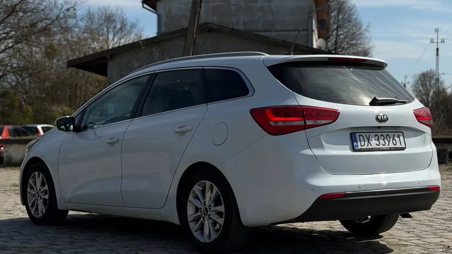 KIA Cee'd Cee'd 1.6 crdi M aut