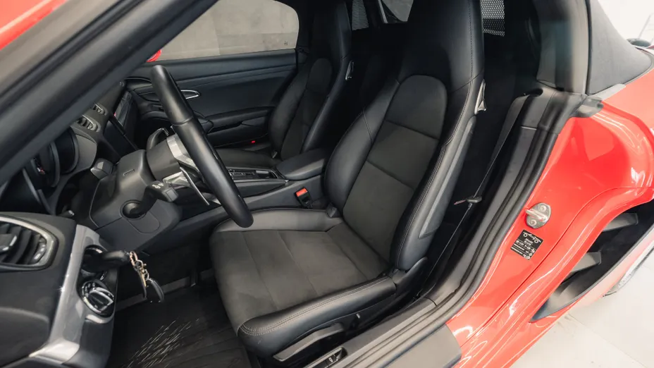 PORSCHE Boxster 718 Boxster GPF PDK