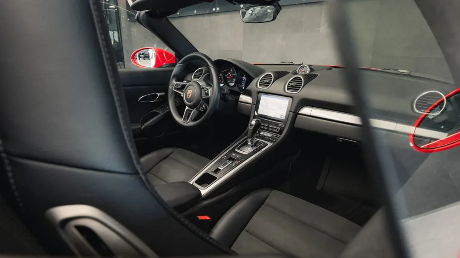 PORSCHE Boxster 718 Boxster GPF PDK