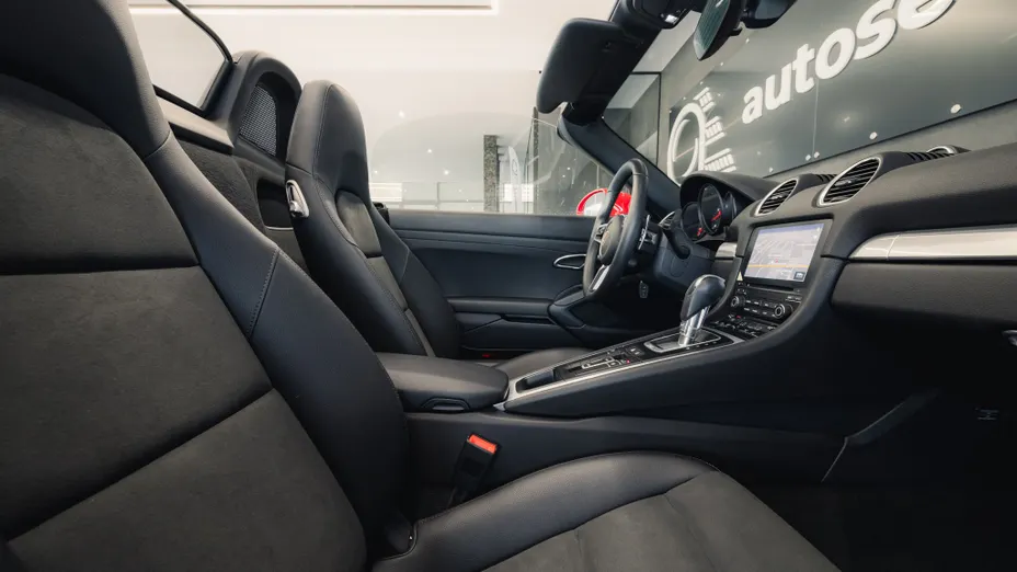 PORSCHE Boxster 718 Boxster GPF PDK