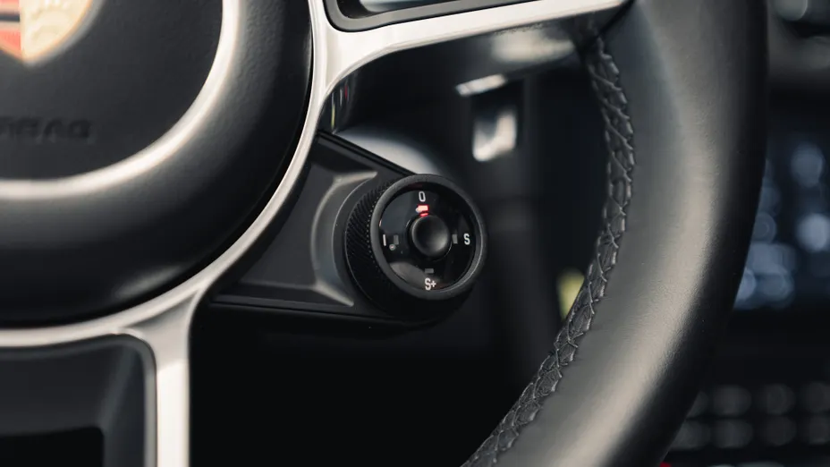 PORSCHE Boxster 718 Boxster GPF PDK