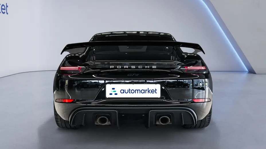 PORSCHE Cayman 718 Cayman GPF GT4 PDK