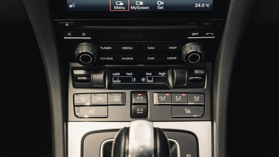 PORSCHE Cayman 718 Cayman GPF PDK