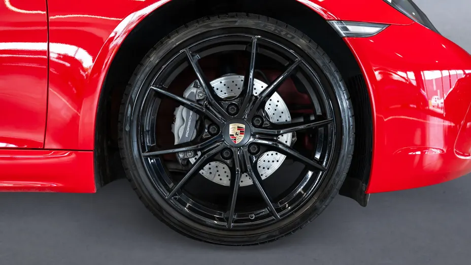 PORSCHE Cayman 718 Cayman GPF PDK