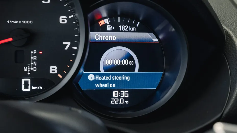 PORSCHE Cayman 718 Cayman GPF PDK