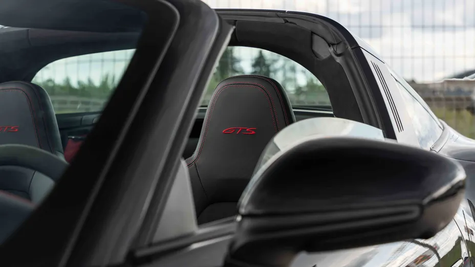 PORSCHE 911 911 Targa 4 GTS