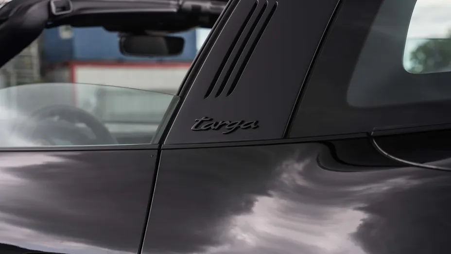 PORSCHE 911 911 Targa 4 GTS