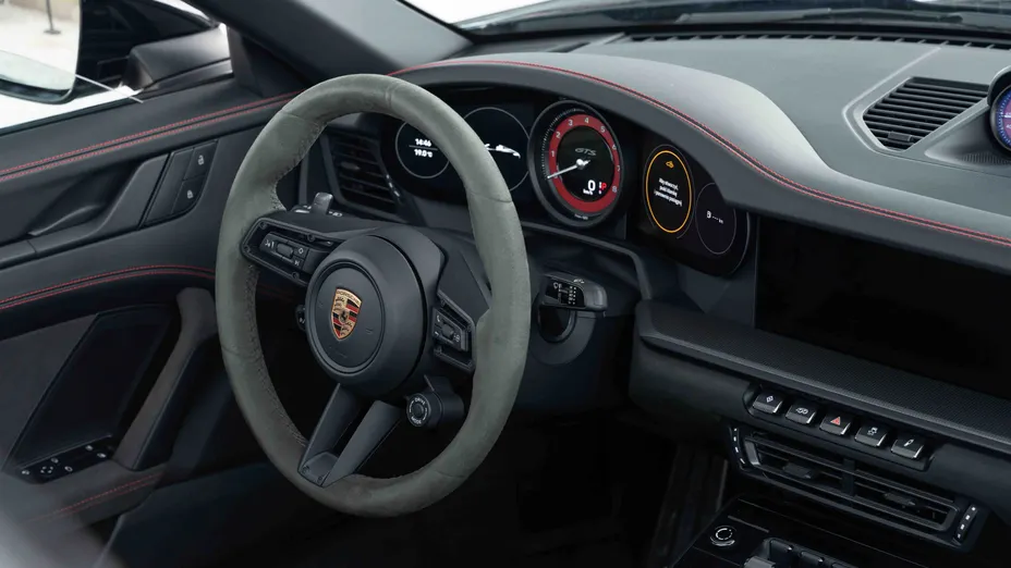 PORSCHE 911 911 Targa 4 GTS