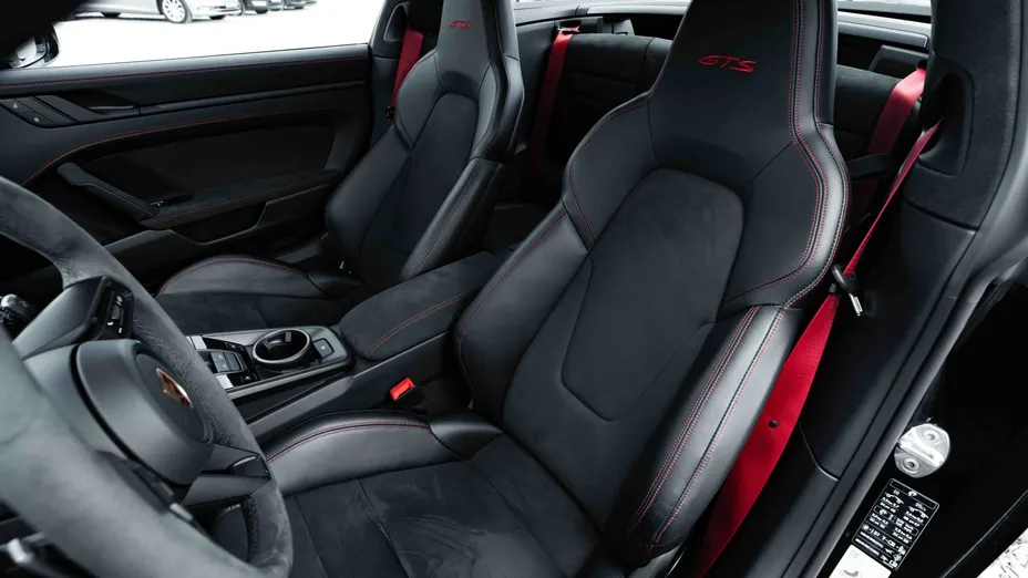 PORSCHE 911 911 Targa 4 GTS