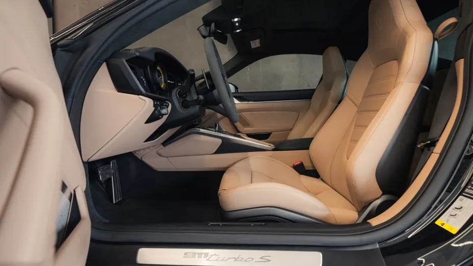 PORSCHE 911 911 Turbo S
