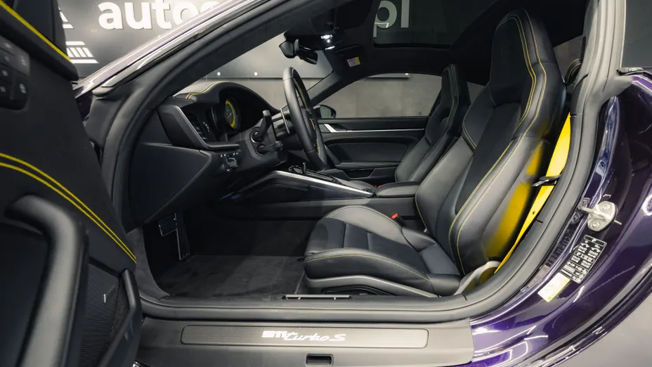 PORSCHE 911 911 Turbo S